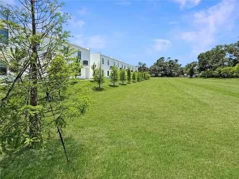 4345 Cambio Gardens Court Tampa FL 33610