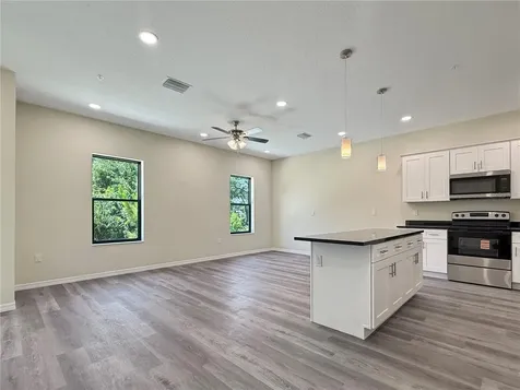 4345 Cambio Gardens Court Tampa FL 33610