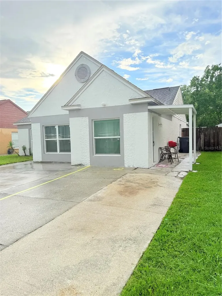 2130 Redleaf Drive Brandon FL 33510