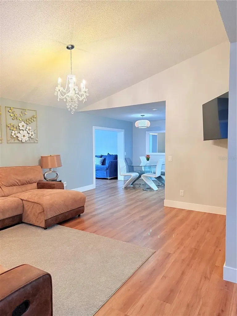 2130 Redleaf Drive Brandon FL 33510