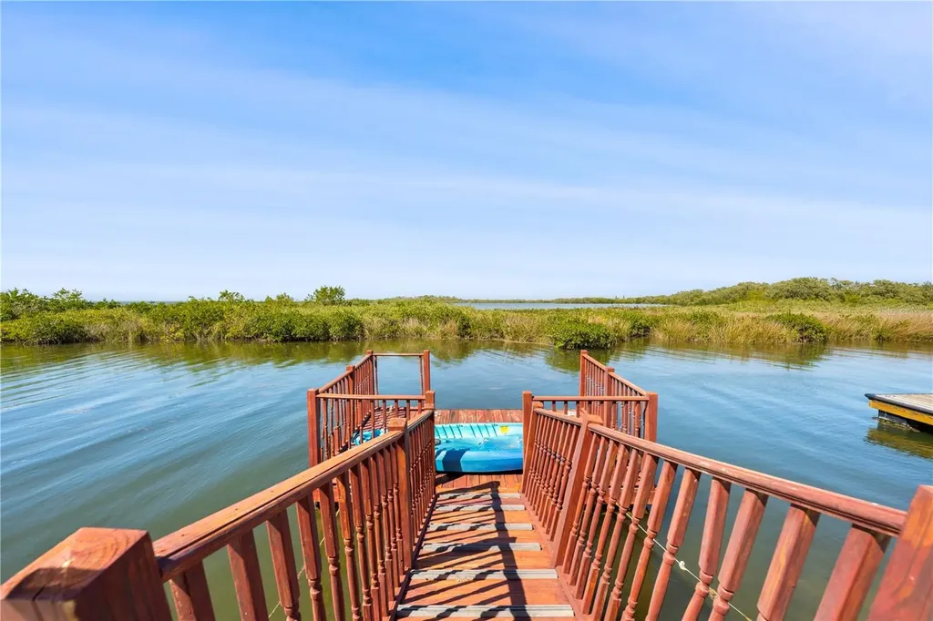 6633 Driftwood Drive Hudson FL 34667