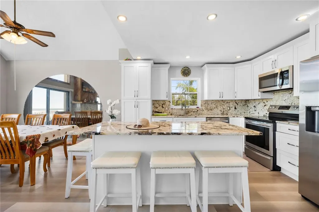 6633 Driftwood Drive Hudson FL 34667