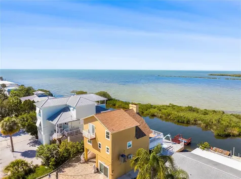 6633 Driftwood Drive Hudson FL 34667