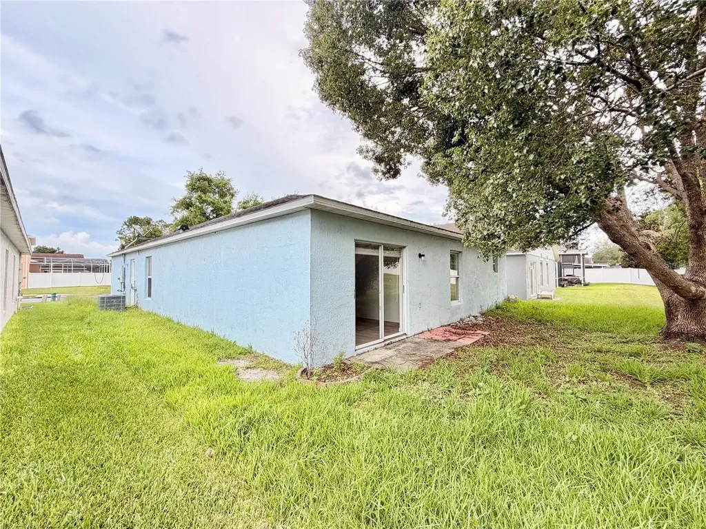 426 Woodbury Pines Circle Orlando FL 32828