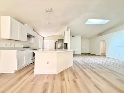 426 Woodbury Pines Circle Orlando FL 32828