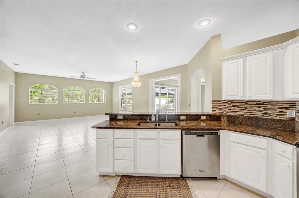 6028 Catlin Drive Tampa FL 33647