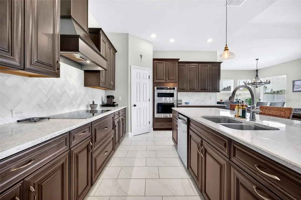 12862 Carmela Circle W San Antonio FL 33576