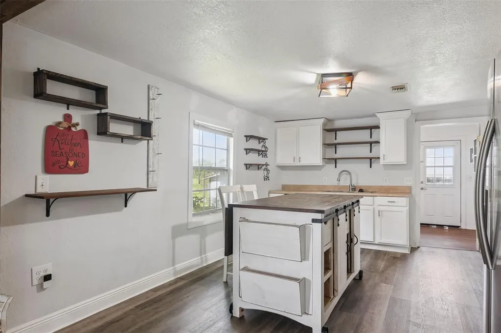 650 S Lakewood Avenue Ocoee FL 34761