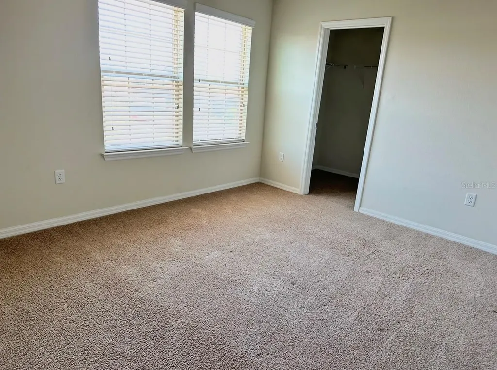 3596 Southern Cross Loop Kissimmee FL 34744