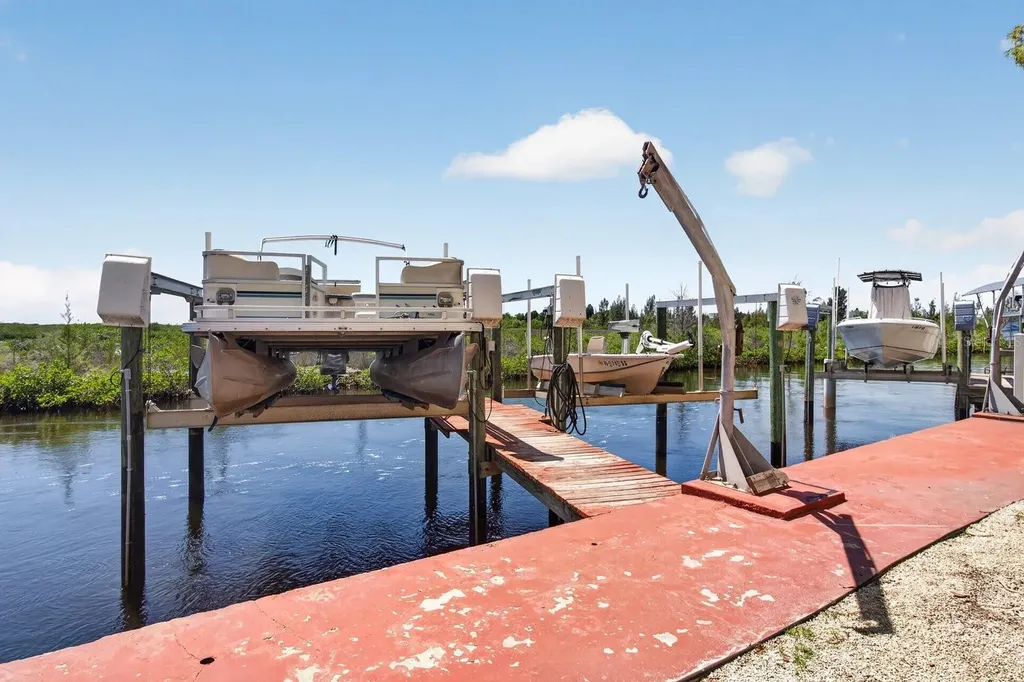 12805 Fifth Isle Hudson FL 34667