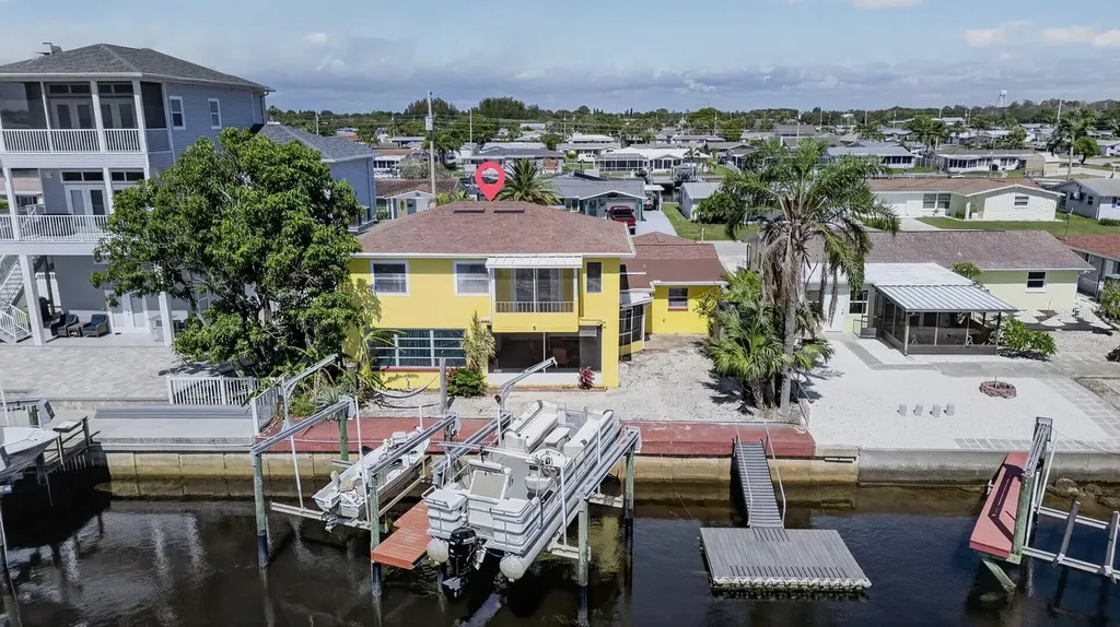 12805 Fifth Isle Hudson FL 34667