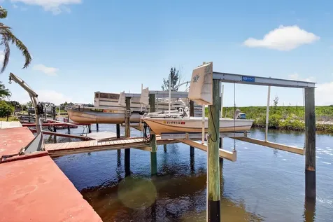 12805 Fifth Isle Hudson FL 34667