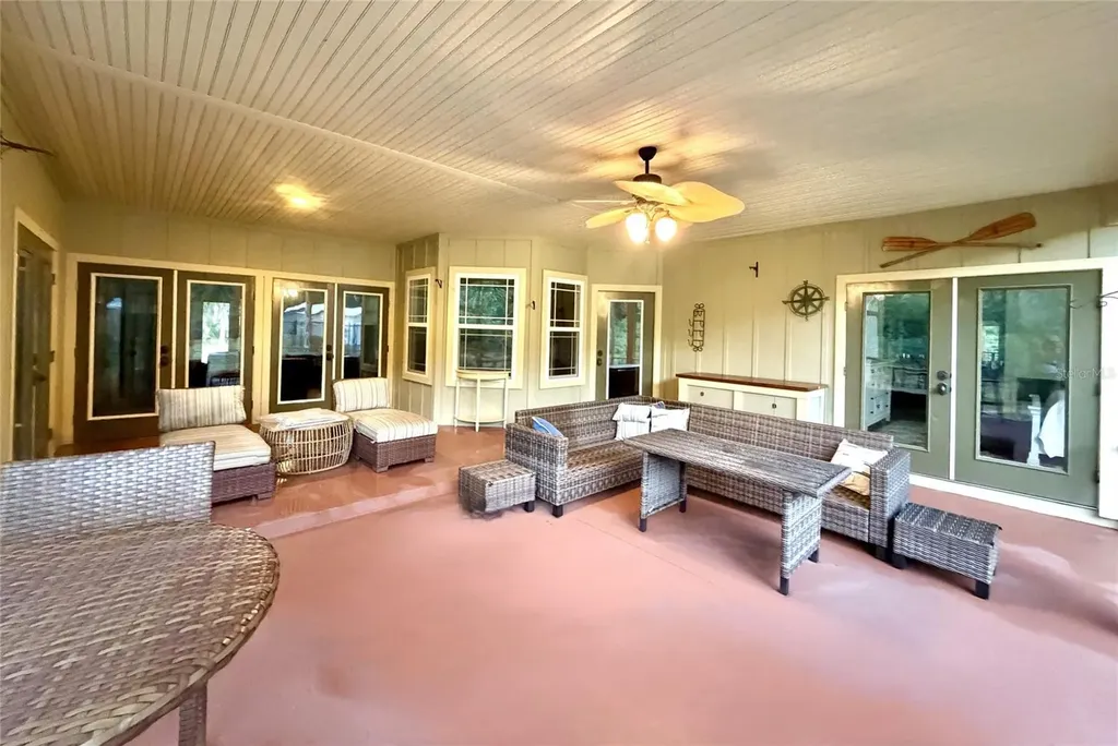 1043 SE County Road 21b Melrose FL 32666