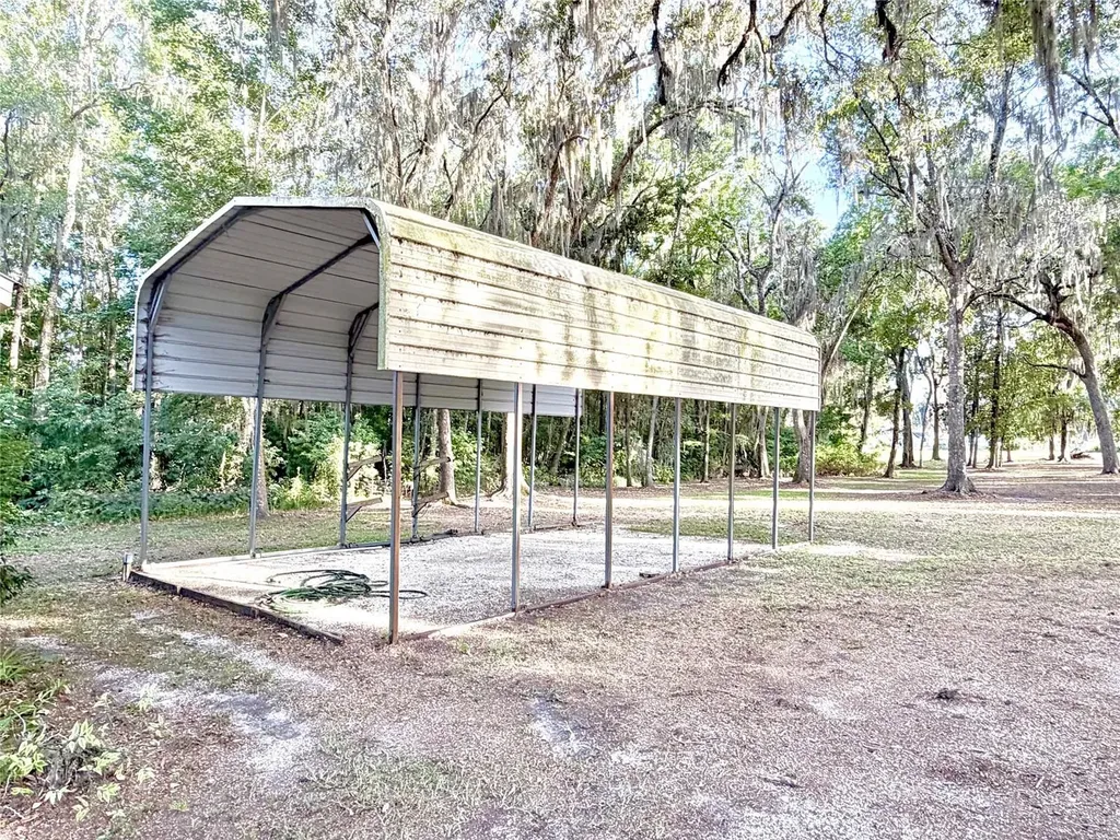 1043 SE County Road 21b Melrose FL 32666