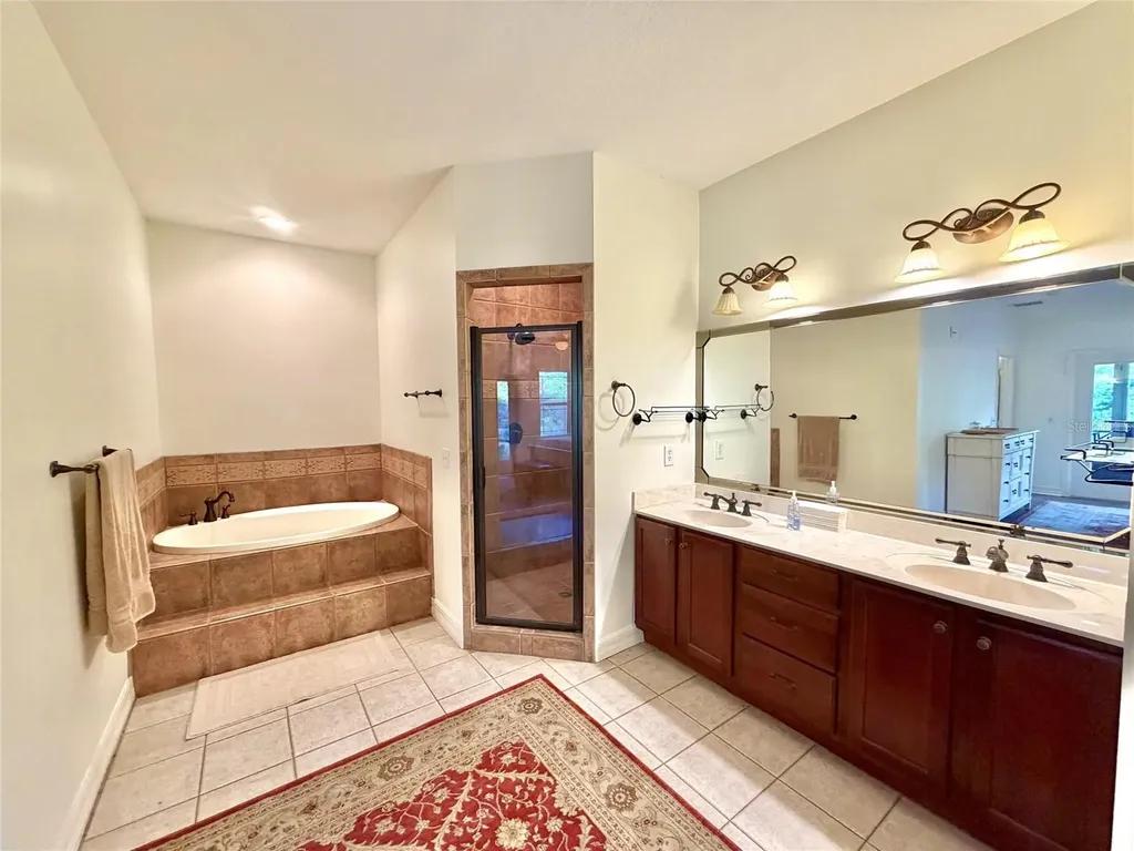 1043 SE County Road 21b Melrose FL 32666