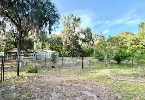 1043 SE County Road 21b Melrose FL 32666
