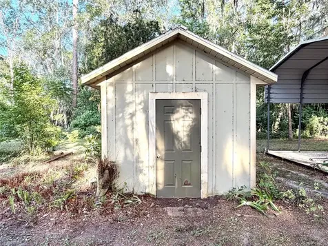 1043 SE County Road 21b Melrose FL 32666