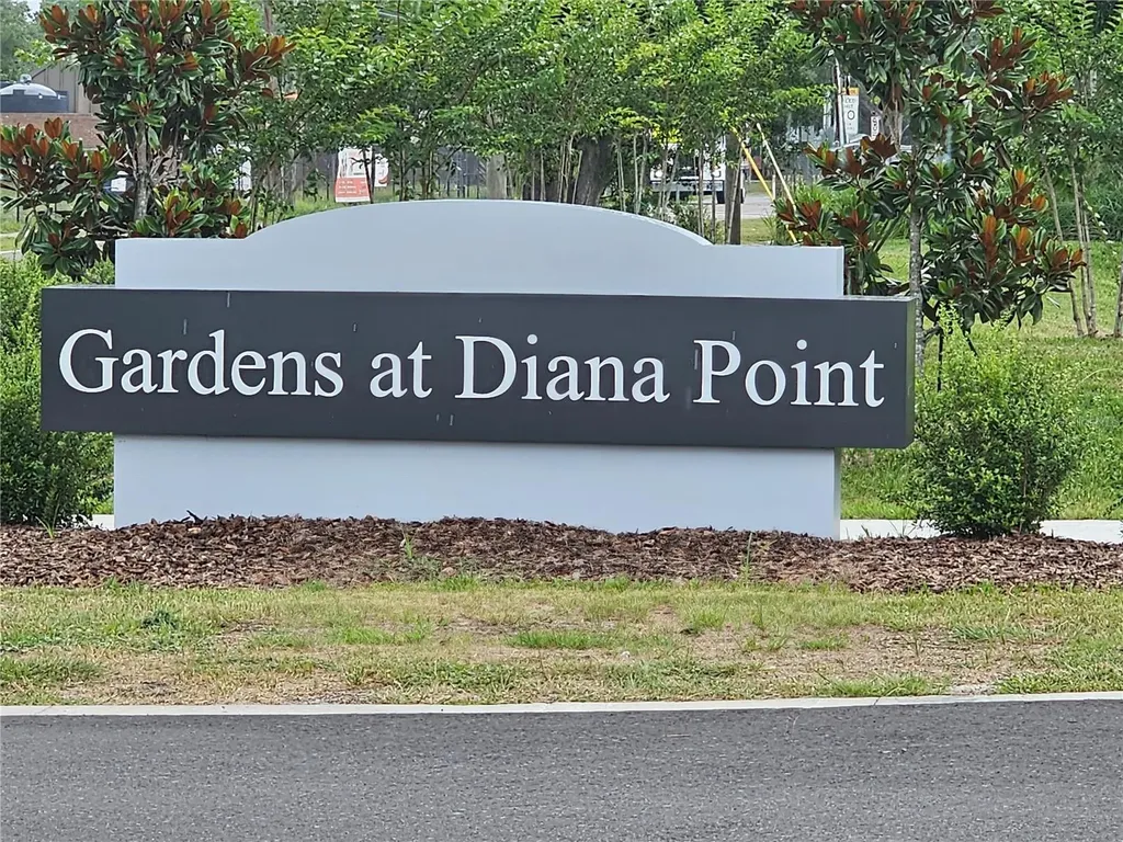 4371 Cambio Gardens Court Tampa FL 33610