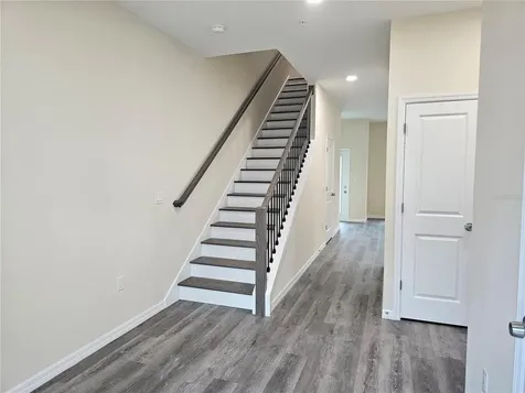 4371 Cambio Gardens Court Tampa FL 33610