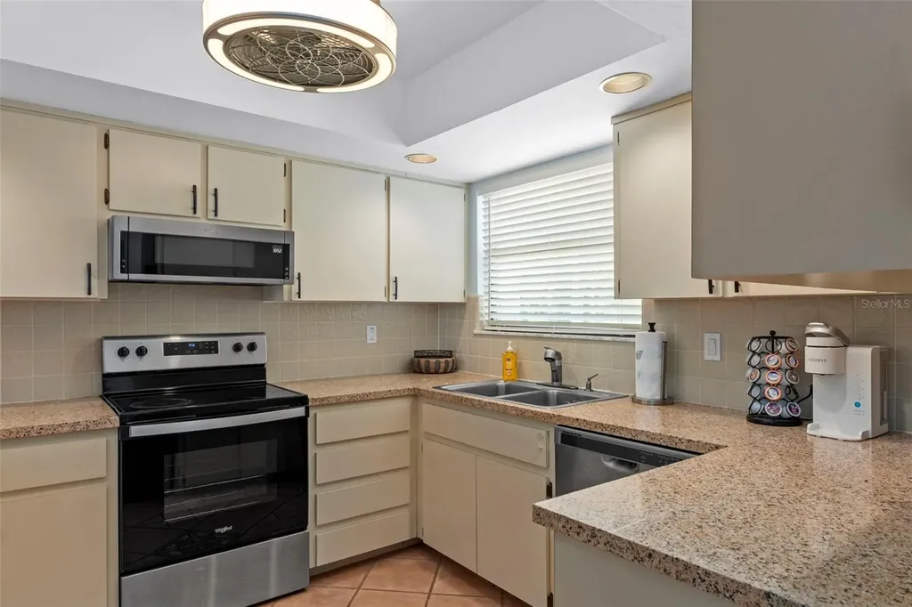 5250 S Riverview Circle Homosassa FL 34448