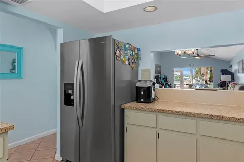 5250 S Riverview Circle Homosassa FL 34448