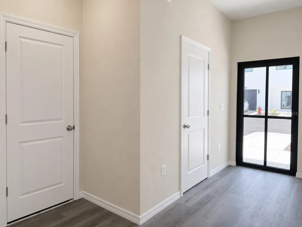 4349 Cambio Gardens Court Tampa FL 33610