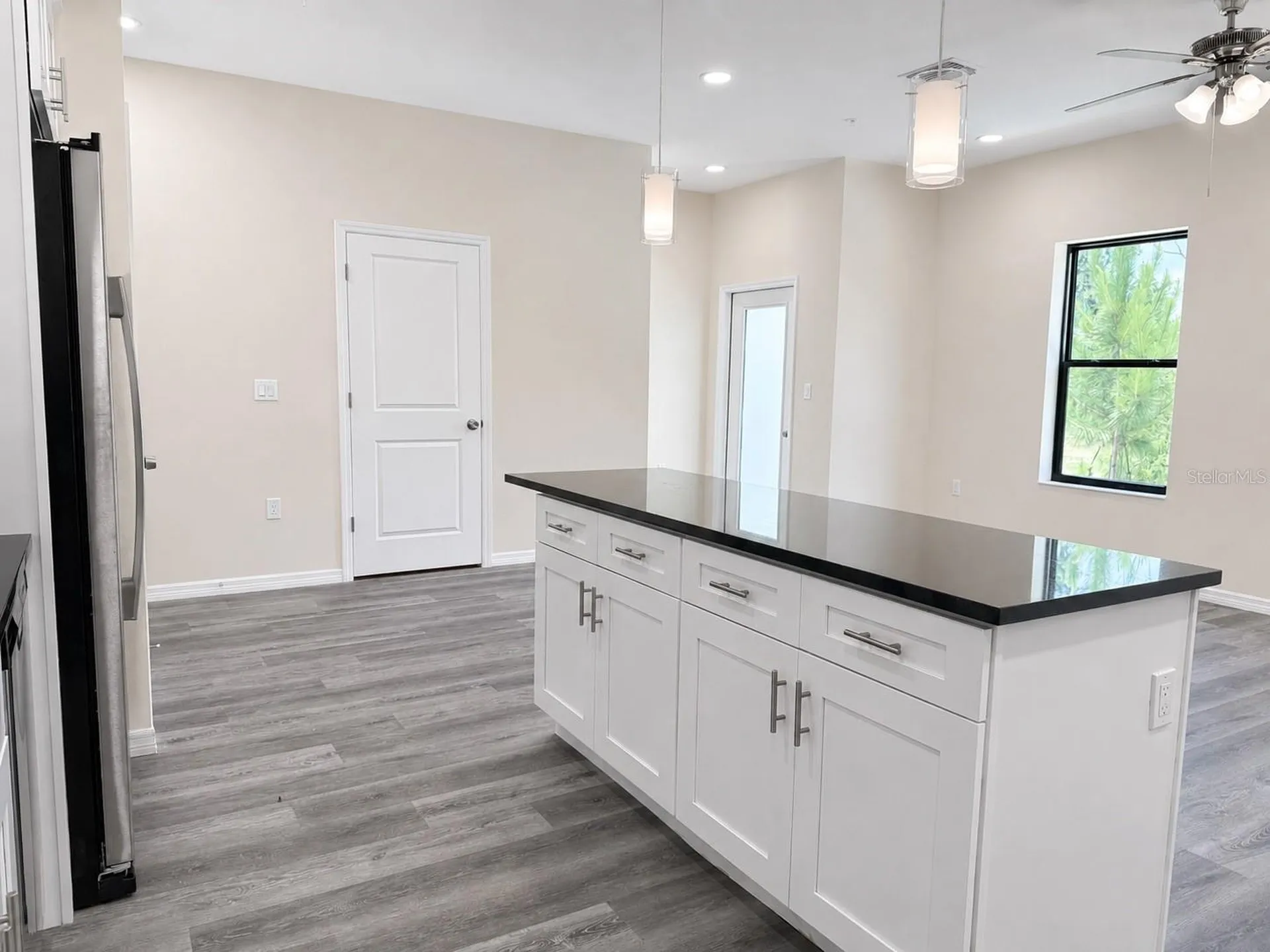 4349 Cambio Gardens Court Tampa FL 33610