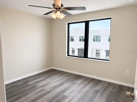 4349 Cambio Gardens Court Tampa FL 33610