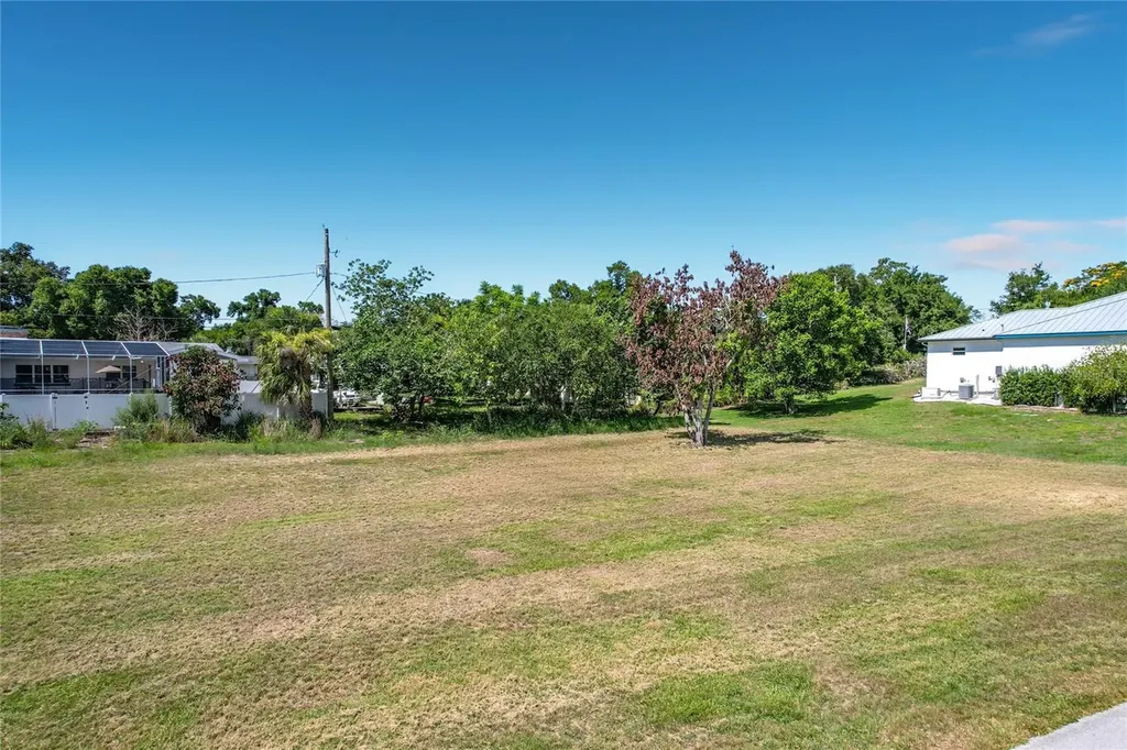 Brogden Court SE Winter Haven FL 33880