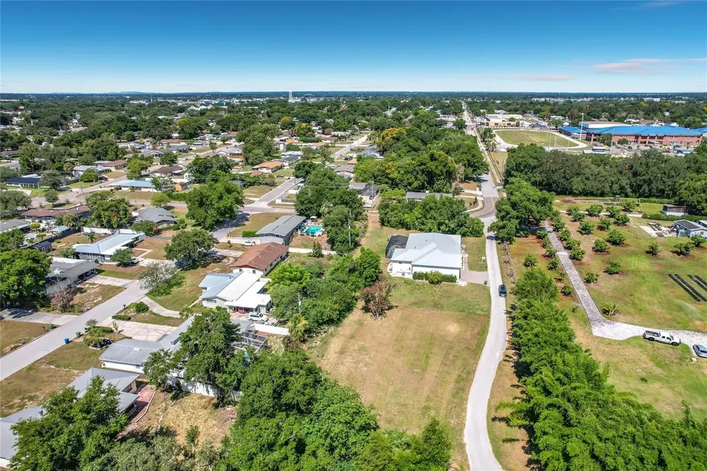 Brogden Court SE Winter Haven FL 33880