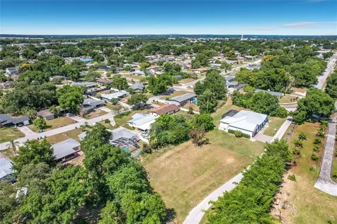 Brogden Court SE Winter Haven FL 33880
