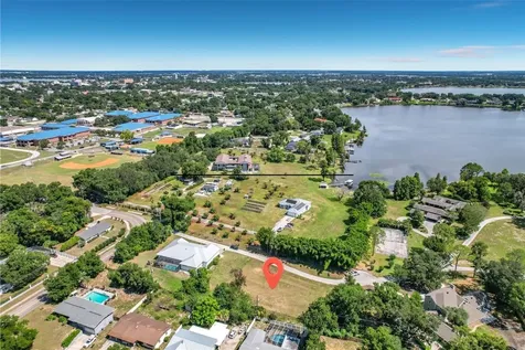 Brogden Court SE Winter Haven FL 33880
