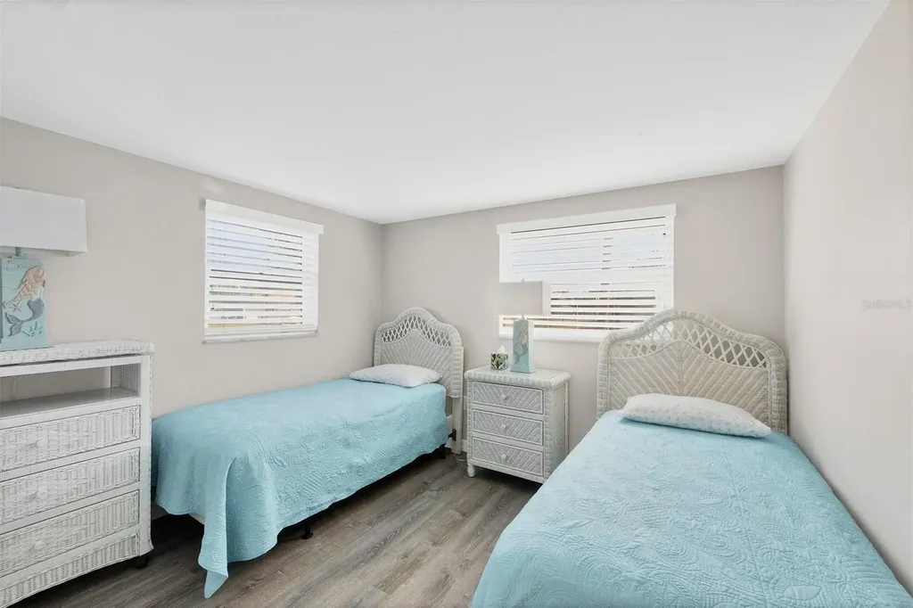 221 E Wentworth Street Englewood FL 34223
