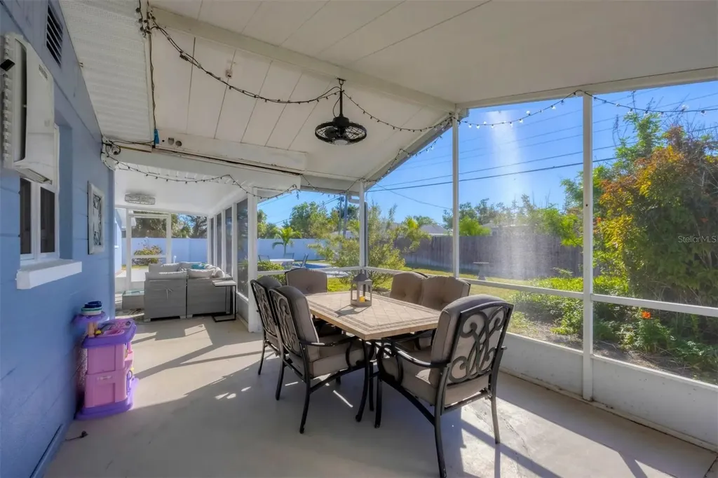 221 E Wentworth Street Englewood FL 34223