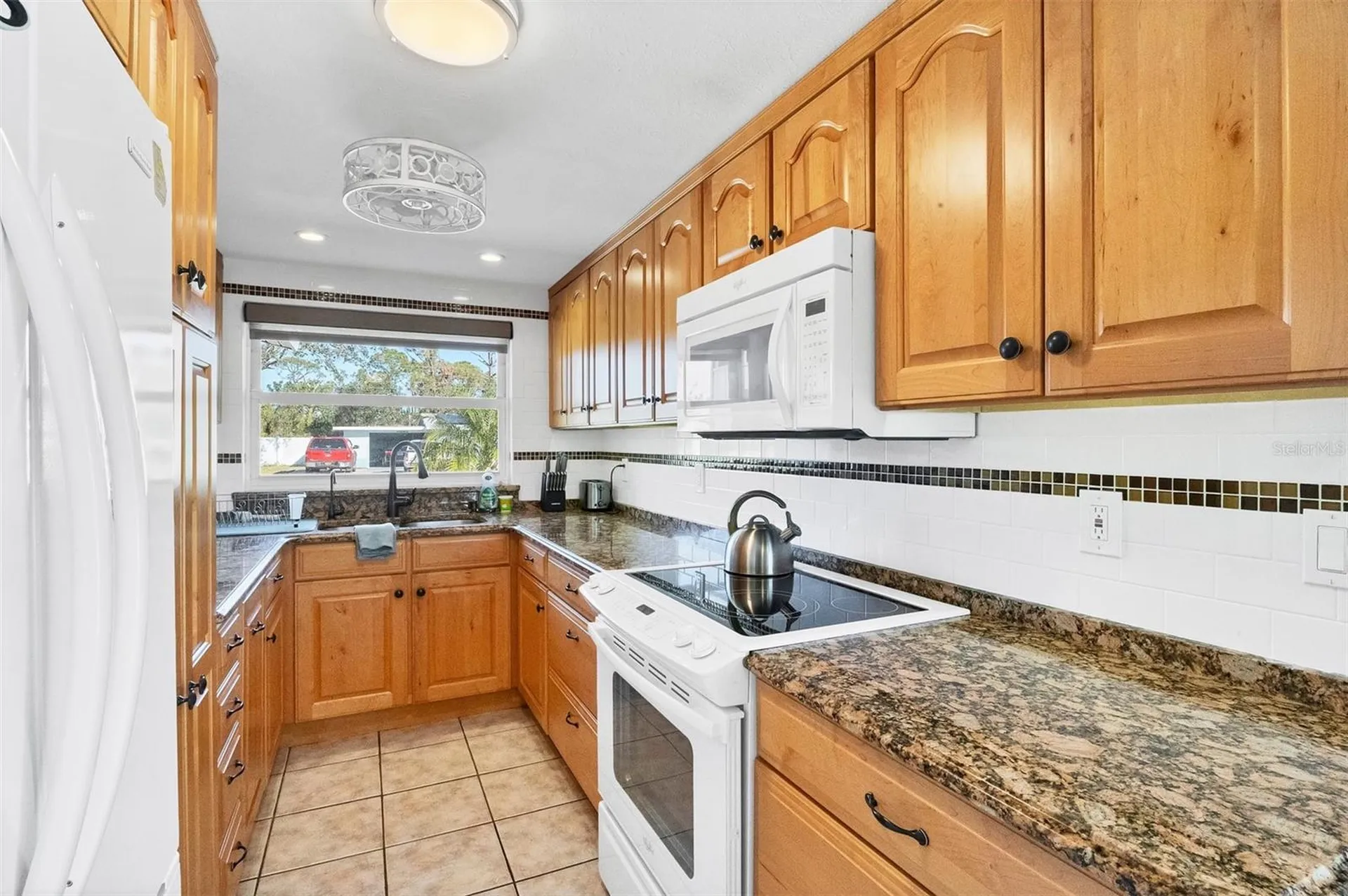 221 E Wentworth Street Englewood FL 34223