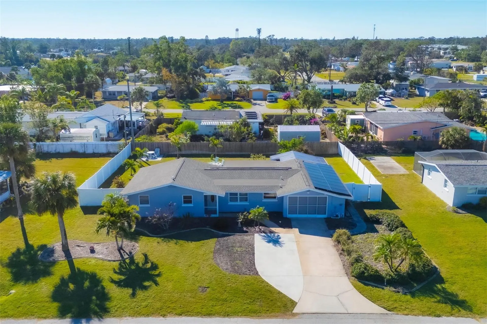 221 E Wentworth Street Englewood FL 34223