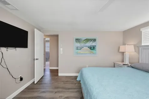 221 E Wentworth Street Englewood FL 34223