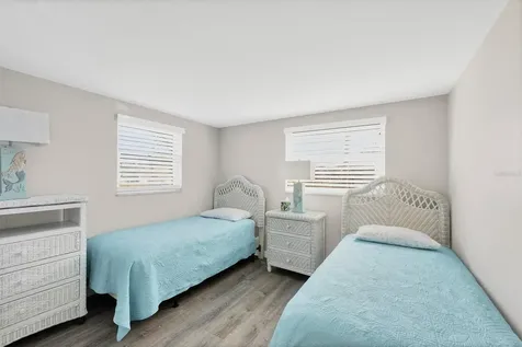 221 E Wentworth Street Englewood FL 34223
