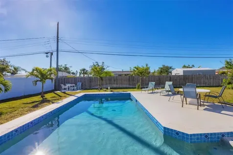 221 E Wentworth Street Englewood FL 34223
