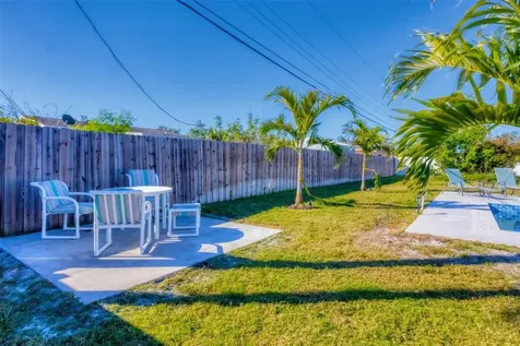 221 E Wentworth Street Englewood FL 34223