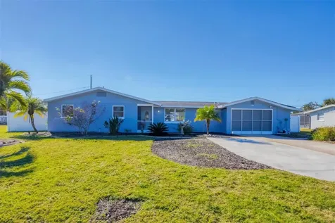 221 E Wentworth Street Englewood FL 34223