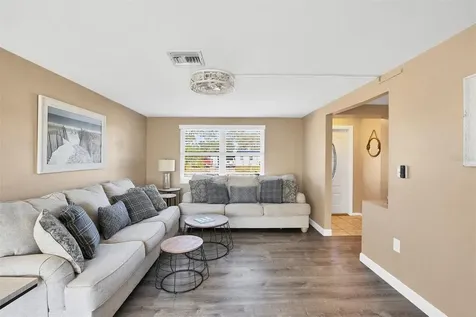 221 E Wentworth Street Englewood FL 34223