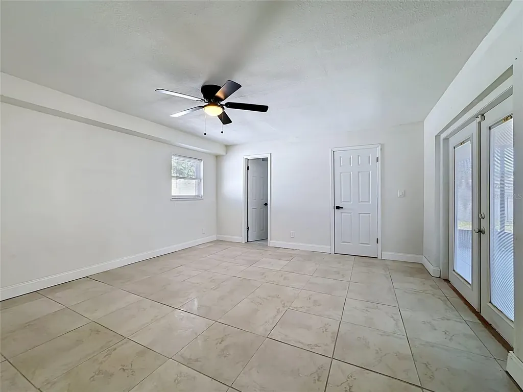 7505 W Ellicott Street Tampa FL 33615