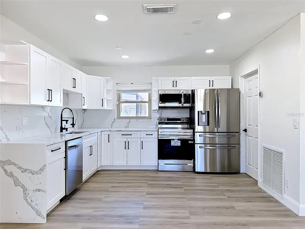 7505 W Ellicott Street Tampa FL 33615