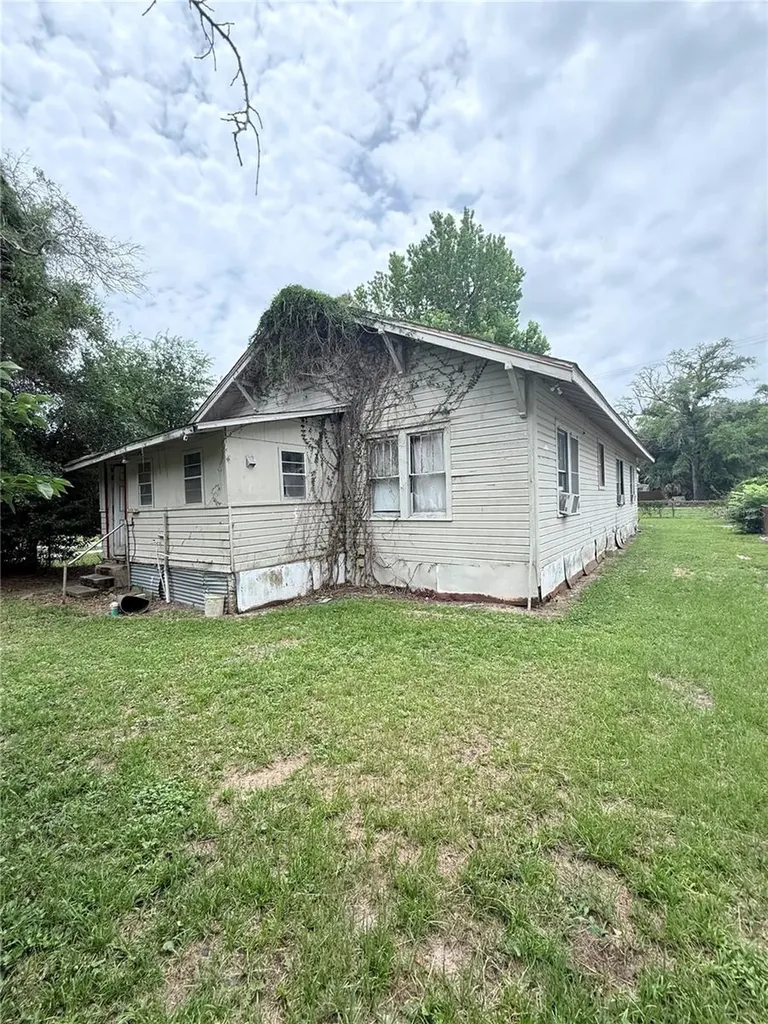 1228 S Old Corry Field Road Pensacola FL 32507