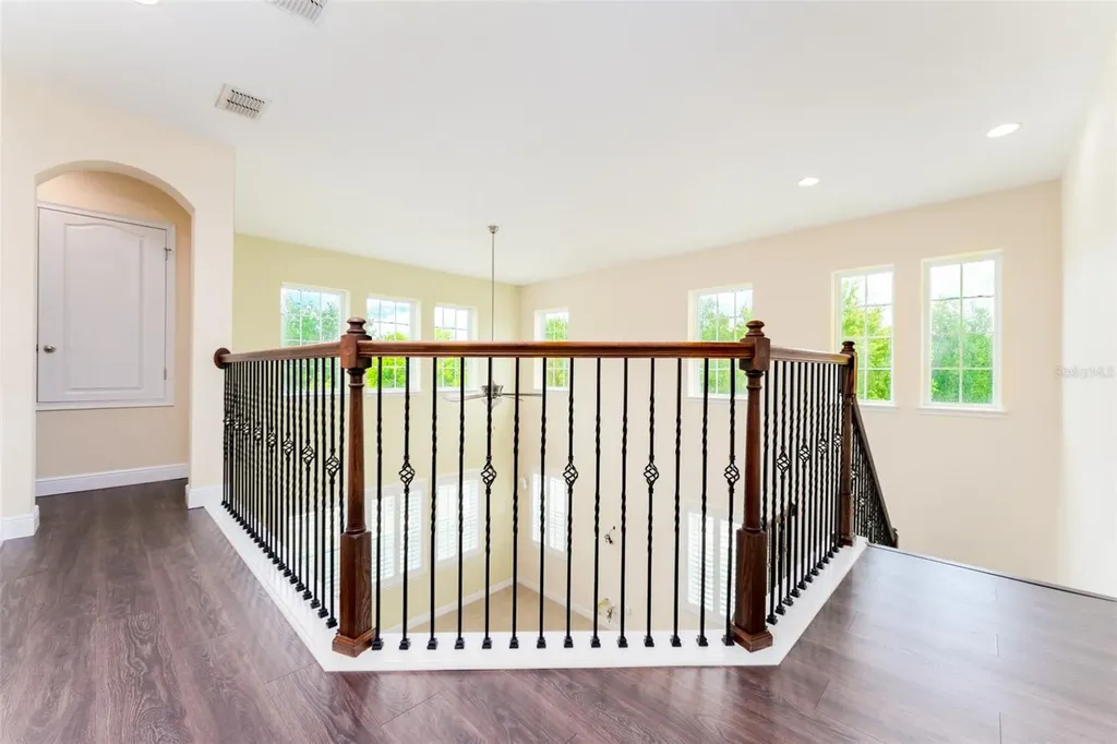 5301 Fishhawk Ridge Drive Lithia FL 33547