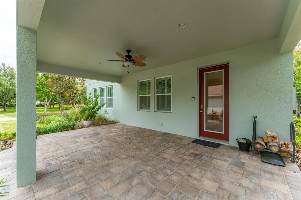 5301 Fishhawk Ridge Drive Lithia FL 33547