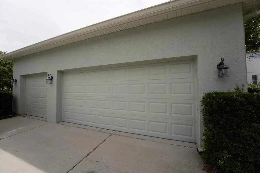 5301 Fishhawk Ridge Drive Lithia FL 33547