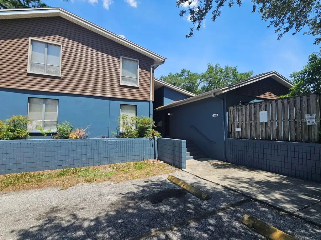 7602 W Powhatan Avenue Tampa FL 33615