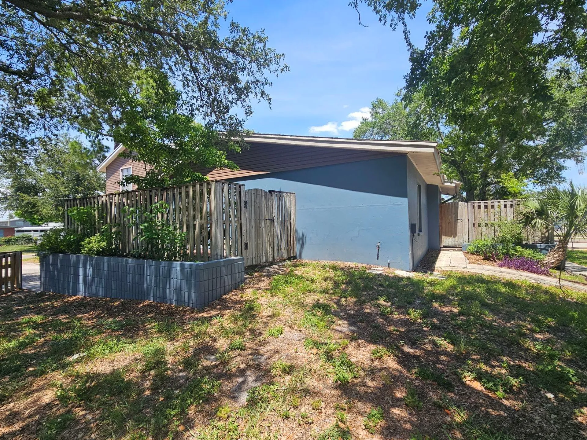 7602 W Powhatan Avenue Tampa FL 33615